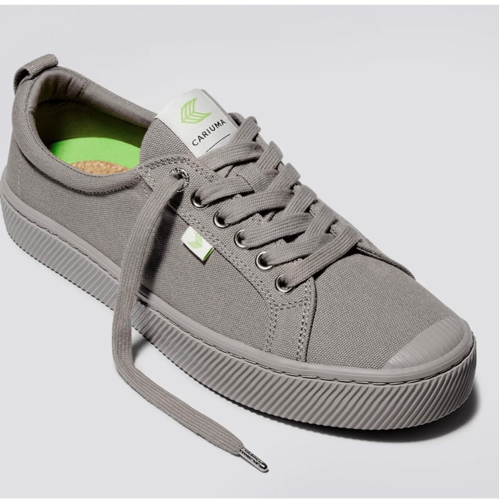 Cariuma all grey canvas sneaker NWOT